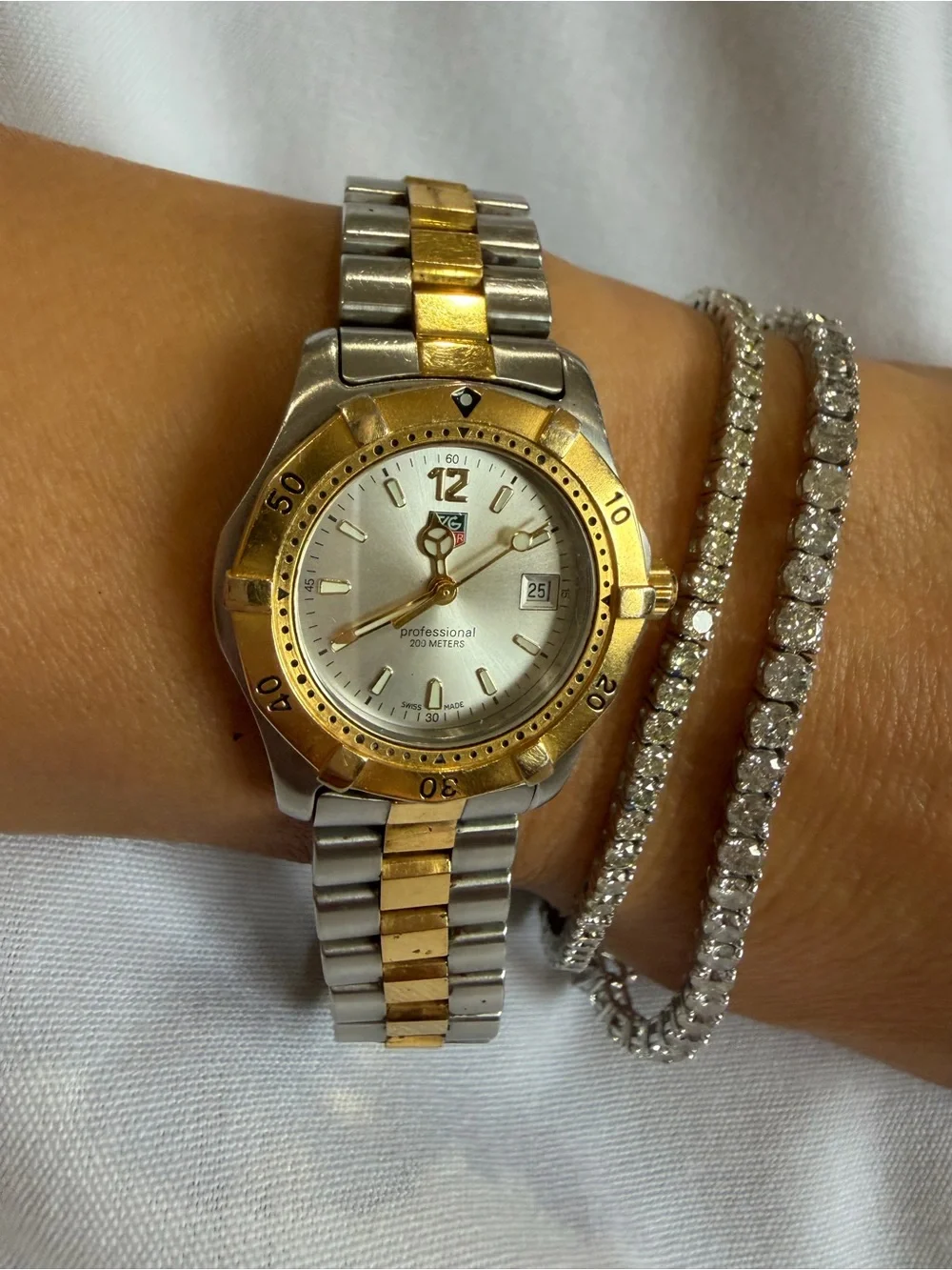Vintage TAG Heuer 2000 Professional Two-Tone Women’s Watch – WK1320-1 – 29mm
